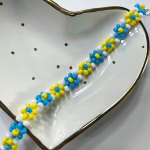 Handmade Ukrainian Beaded Bracelet, Blue Yellow Flowers, Unity, Ukraine